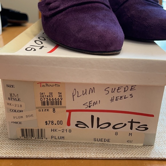 Talbots Suede Loafer - 8M - Picture 3 of 8
